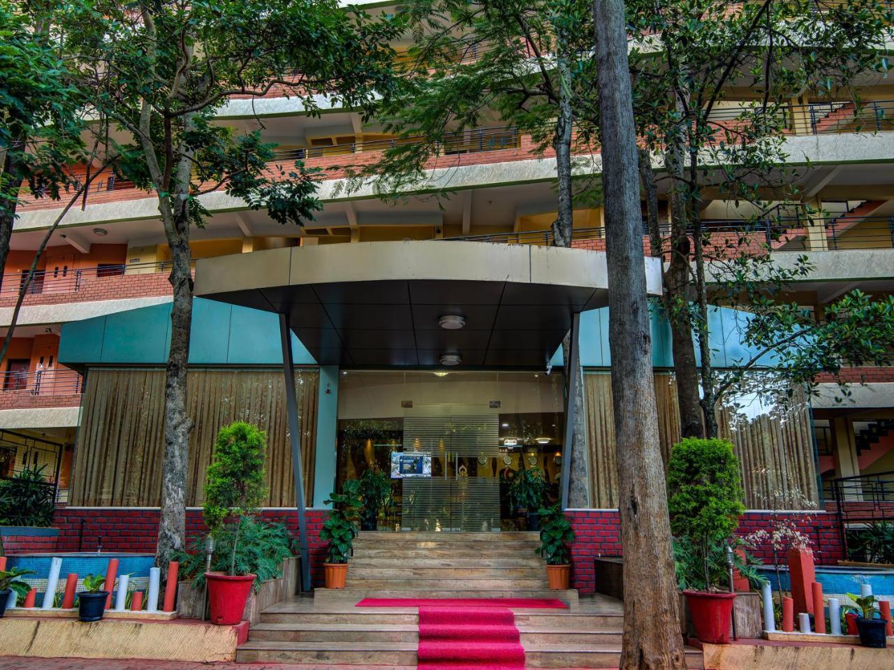 Gardeenia Comfortes Suites-Fully Vaccinated Staff Bangalore Exterior photo